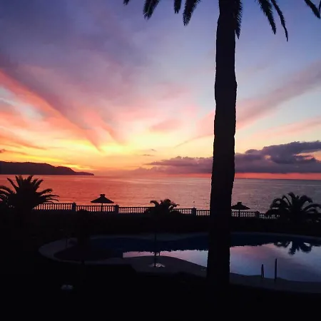 Palmeras 53 Menyber Nerja